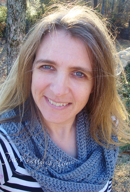 One Skein Infinity Cowl