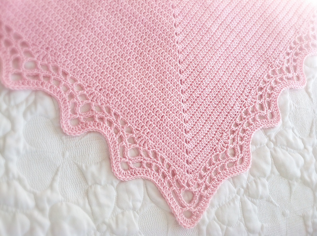 Scalloped Edge Blanket