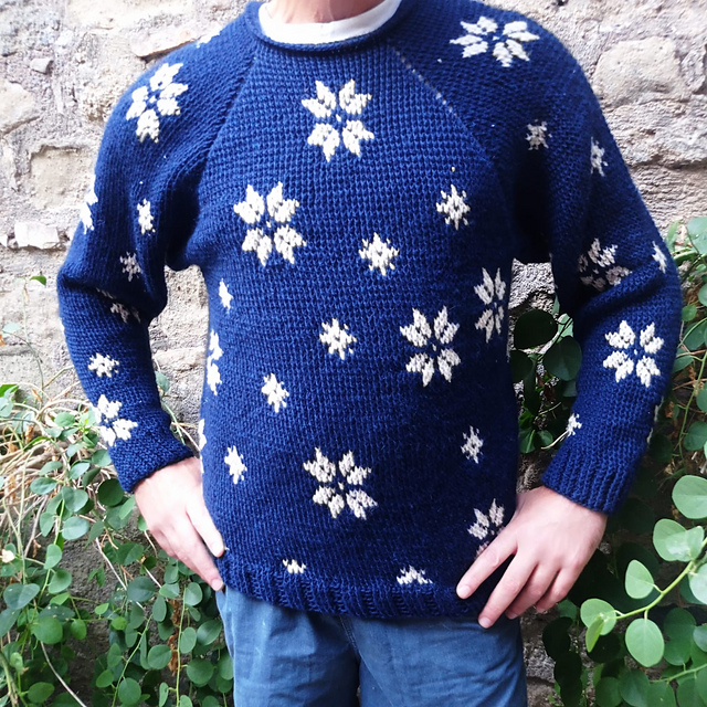 Ravelry Snow spark sweater pattern by Laura (maninelabcrochet)