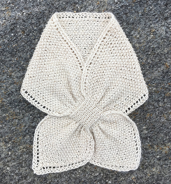 Seed Stitch Loop Through Neck Scarf