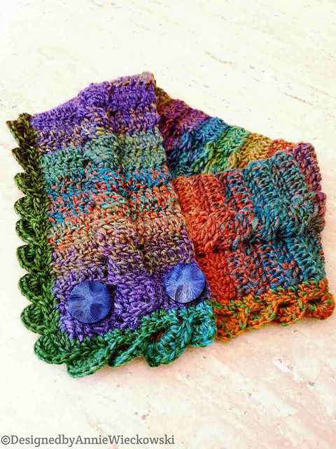 Elegant & Classy Cowl