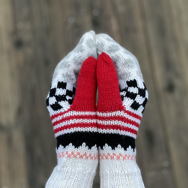 Mittens no.9