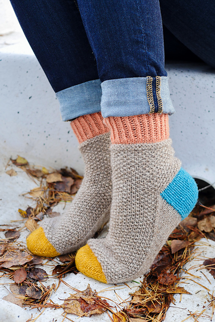 Saari Socks