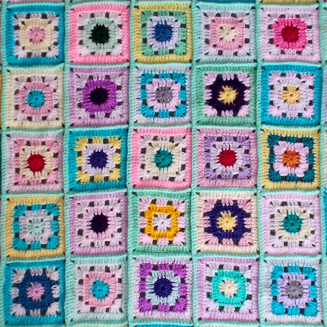 Granny Variation Blanket