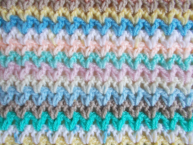 Seven Row, Stop & Sew V-Stitch Blanket