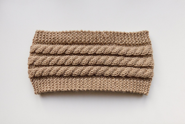 Bonnie Cabled Earwarmer Headband