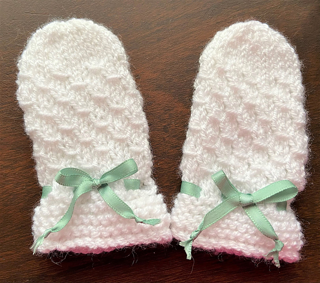 Freya Baby Mittens