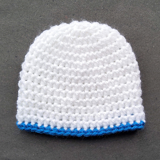 Easy Half Treble Baby Hat