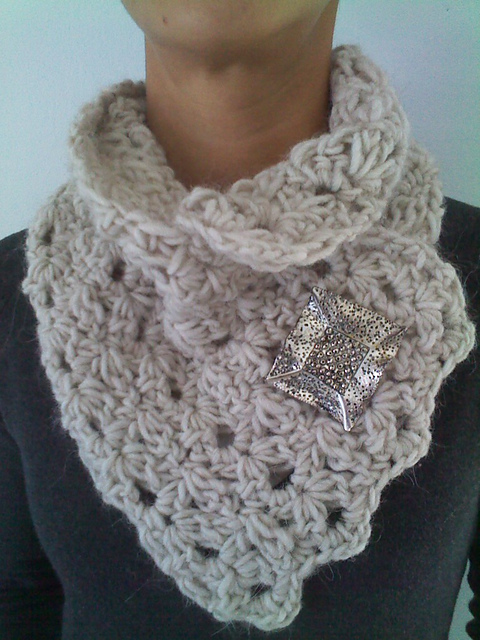 Doña Inés – a Neckwarmer