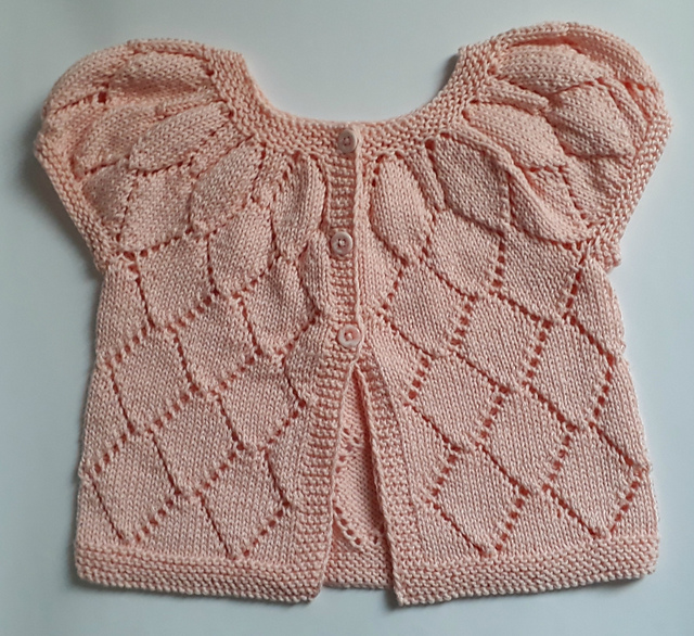 Ravelry: marico's Silver cardigan