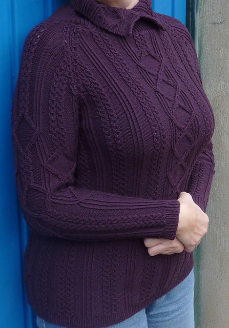 #10 Diamond pullover
