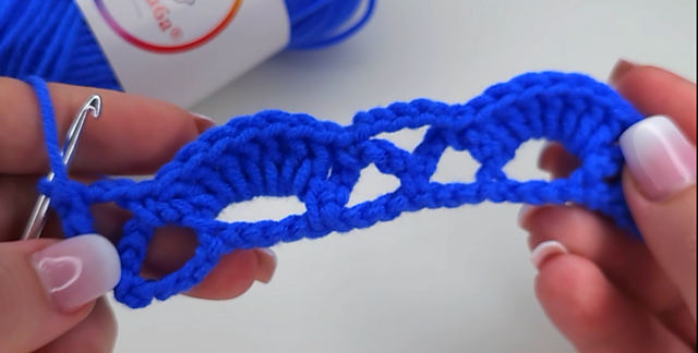 Easy fan stitch scarf