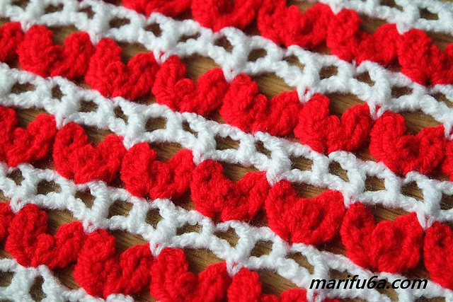 Red hearts stitch blanket
