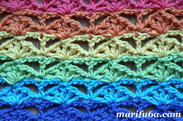 rainbow shell stitch blanket