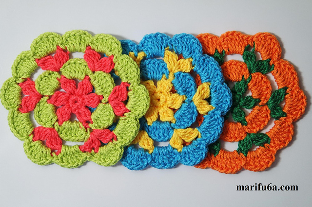 flower doily motif coaster