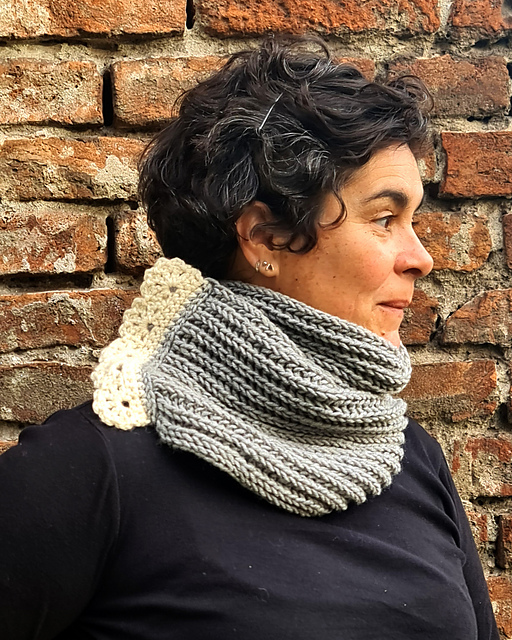Froufrou cowl