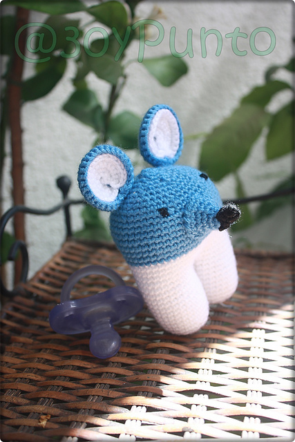 Biped Mouse Rattle