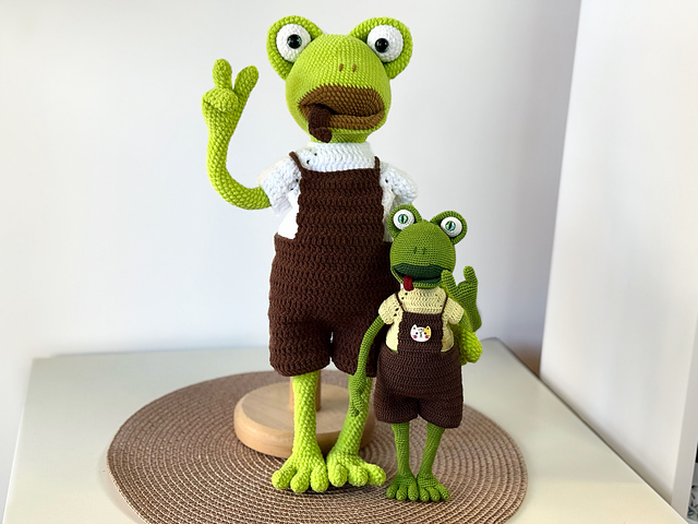 Cute Hans Froggy with a frame