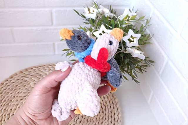 Crochet Mini Goose