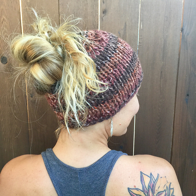 Chunky Knit Messy Bun Hat
