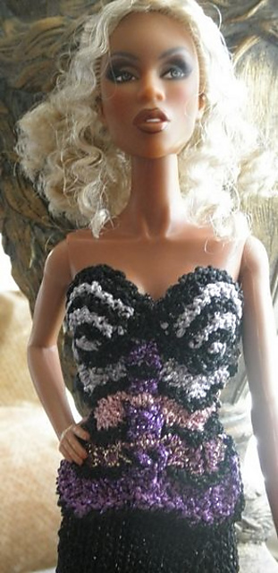 #21 V-Neck Corset