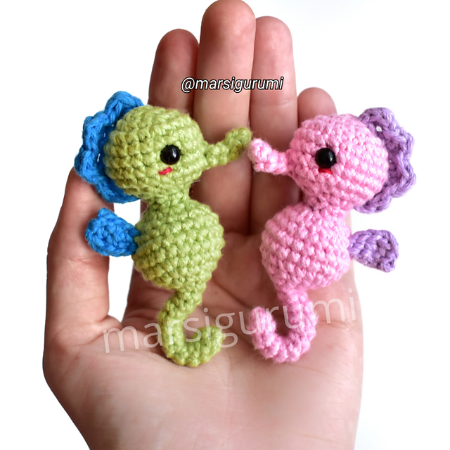 Cute Seahorse amigurumi