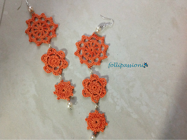 Orecchini orange e perle