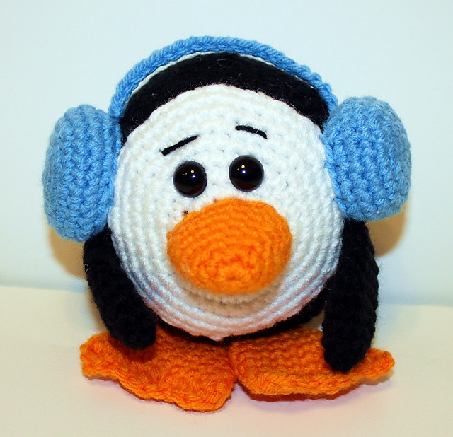 Penguin Noggin Pal Amigurumi