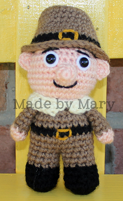 Pilgrim Boy Mini Amigurumi
