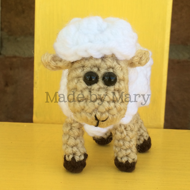Nativity Lamb Amigurumi