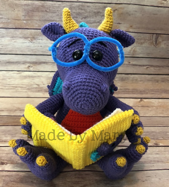 Reading Dragon Amigurumi