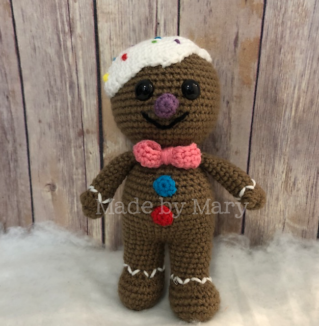 Gingerbread Buddy Amigurumi