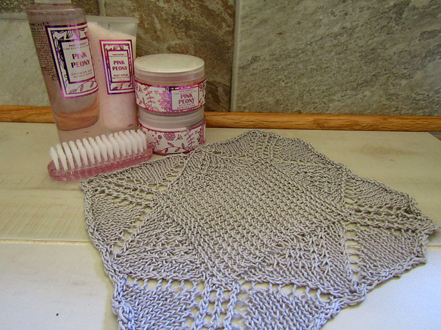 Ravelry: Linen Swatch Cloth pattern by Mary E Rose