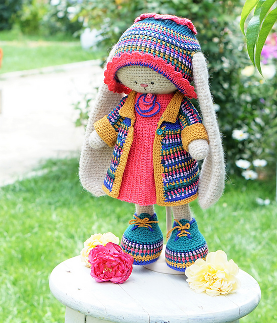 Multi-color Outfit for Toy