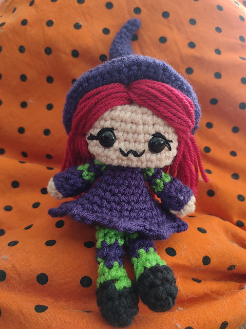 Mini Witch Doll