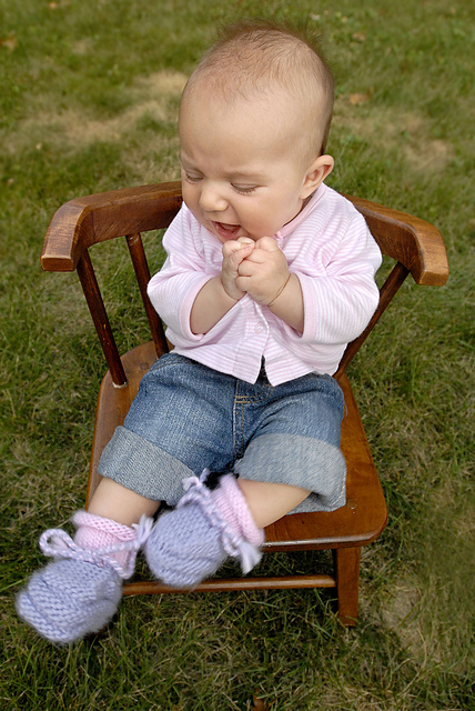 Lara's Version of Christine's Stay-On Baby Booties