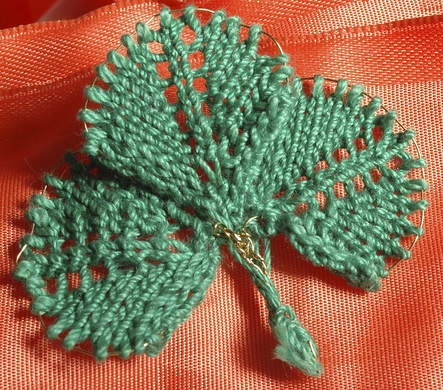 Anti-Pinch Shamrock Pin