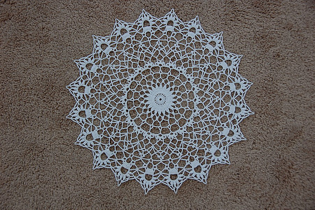 Doily #08