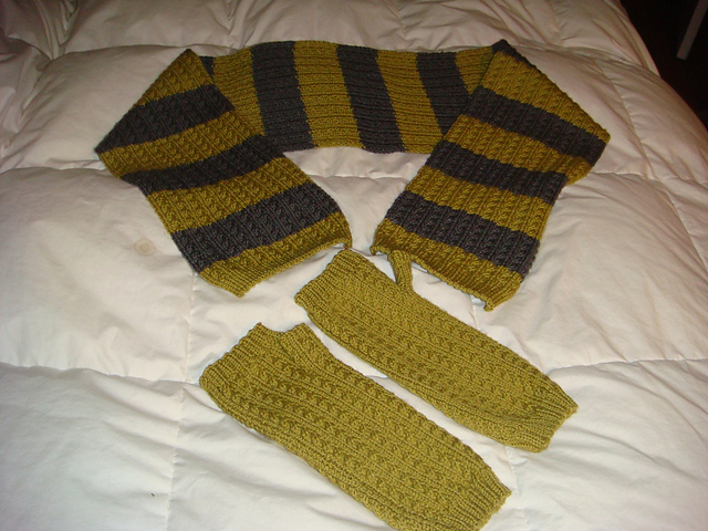 Dorian Hat, Scarf & Gloves