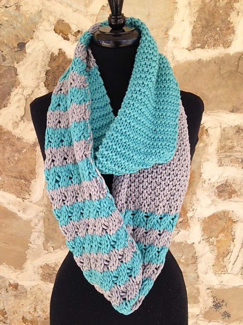 Breakfast at Tiffany's Cowl