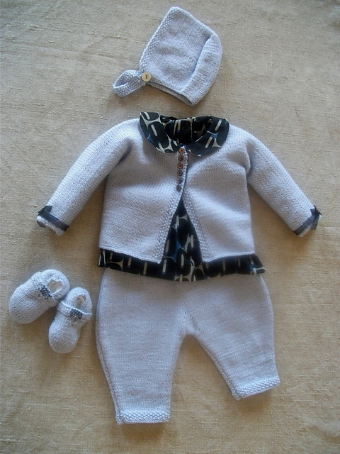 Gentille Camille, le cardigan