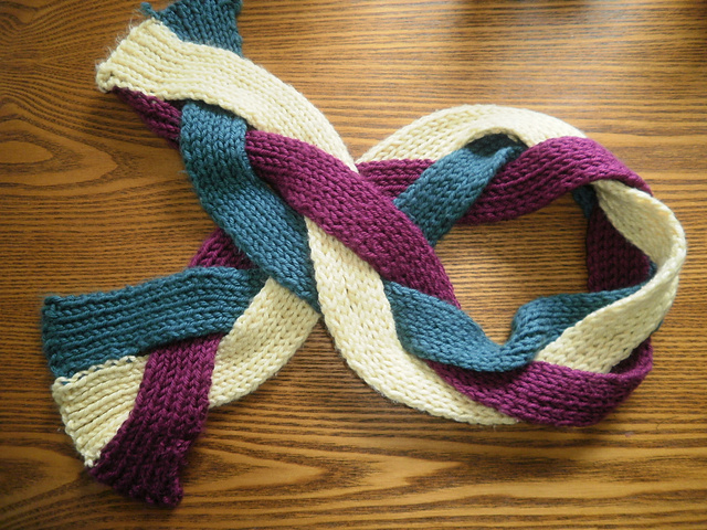 Plaited Scarf