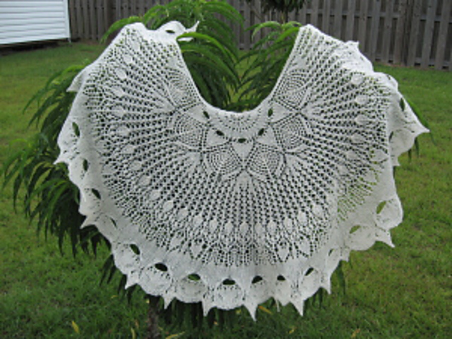 Nymphéas Lace Shawl