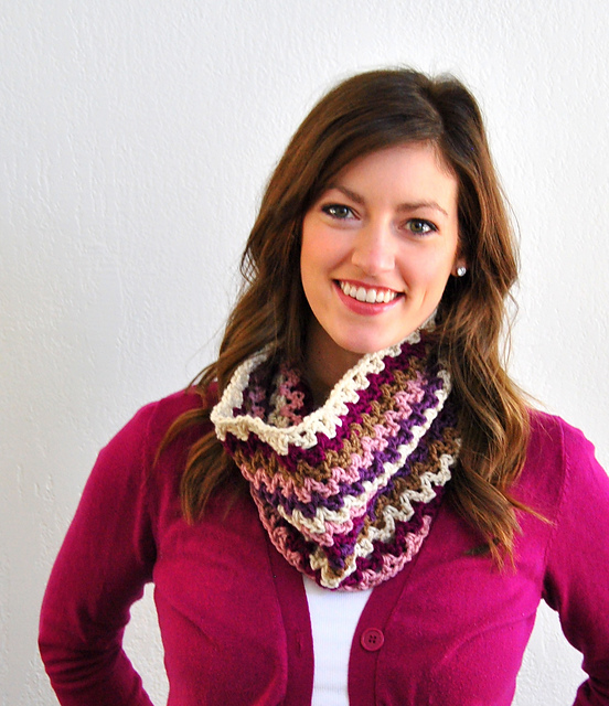 Quick Striped V-Stitch Cowl