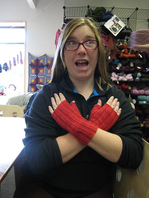 Ribbed Fingerless Mitts