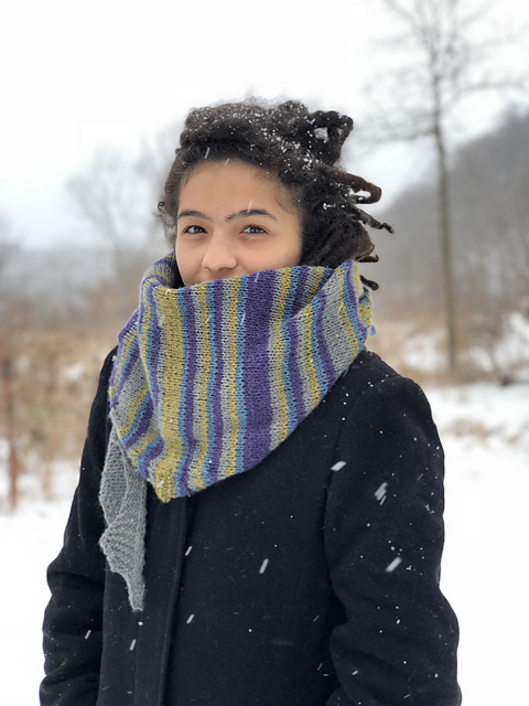 Viewpoint Farm Fibers Shawlette