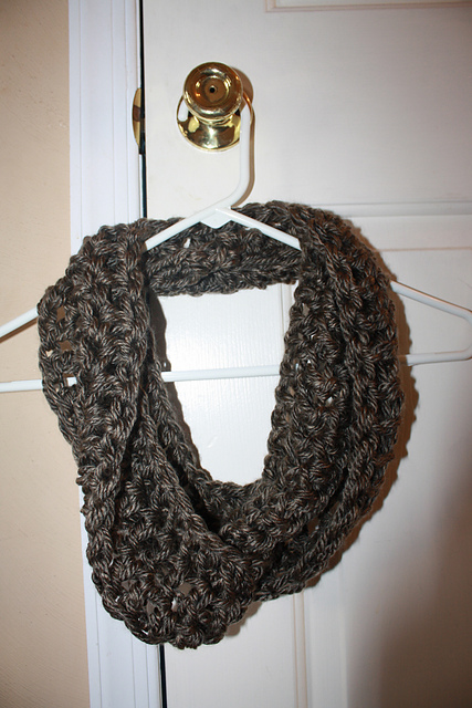 Chunky Infinity Cowl