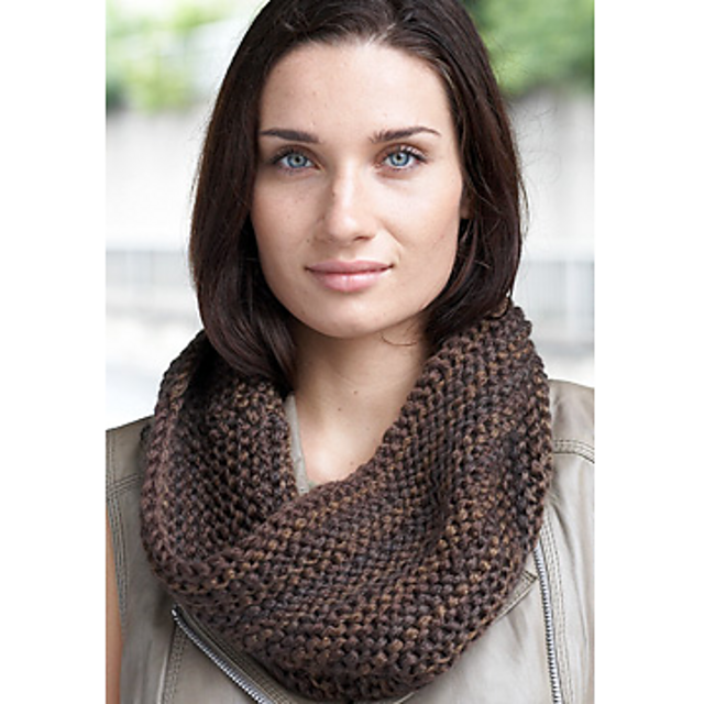 Garter Stitch Cowl