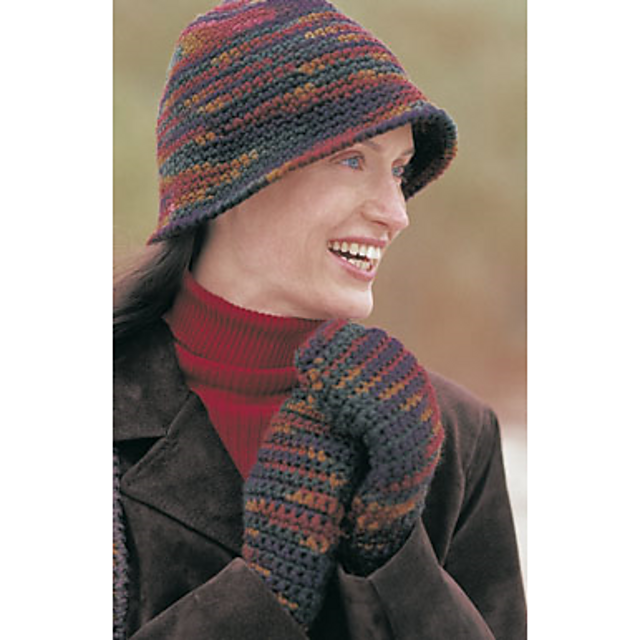 Cloche Hat and Mittens (Mittens)