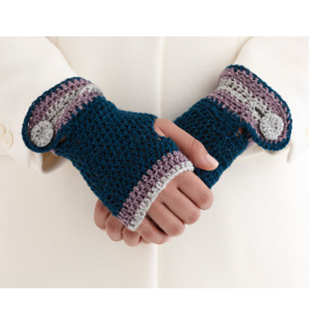 Buttoned Wristers